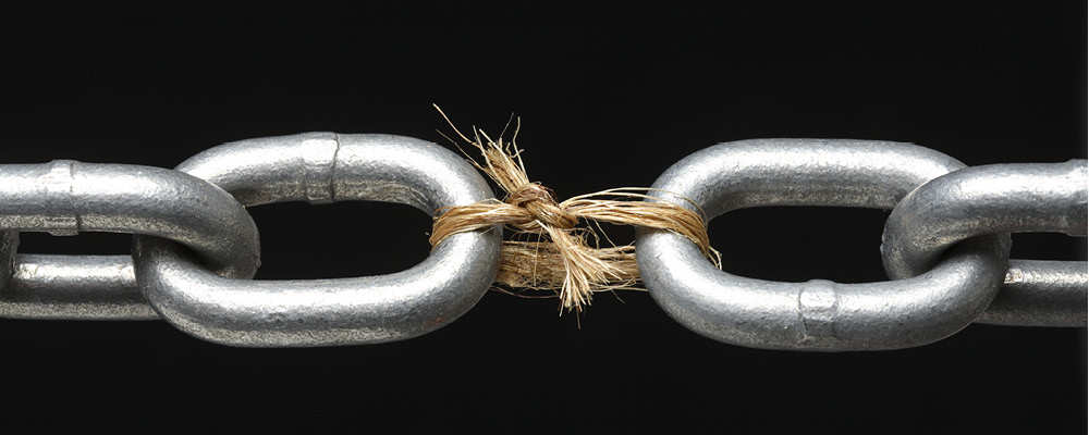 Chain Security Weak Link Concept Image